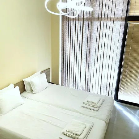 Stamopolu Lux With Pool View מלון דירות 4*