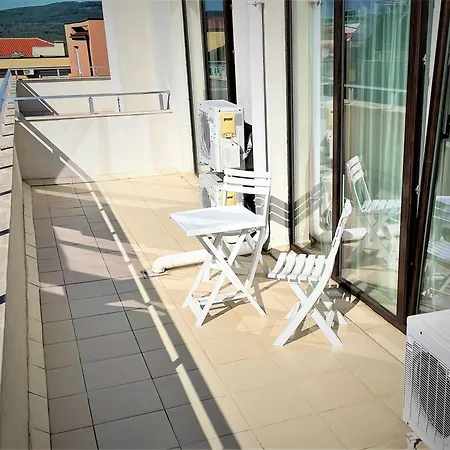 Stamopolu Lux With Pool View מלון דירות