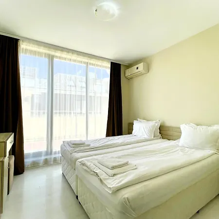 Stamopolu Lux With Pool View Apartmanhotel Primorszko