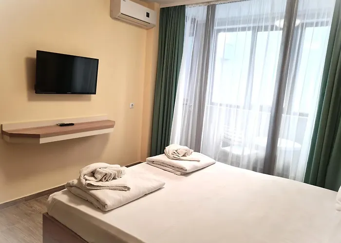 Apart-hotel Stamopolu Lux With Pool View 4*